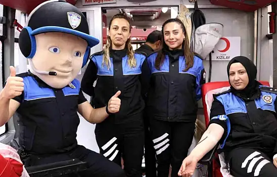 Van İl Emniyet Müdürlüğü Toplum Destekli Polislik Şube Müdürlüğü Kan Bağışında Bulundu