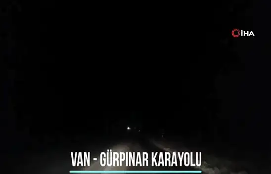 Van polisi yol durumu çektiği video ile sürücüleri bilgilendirdi