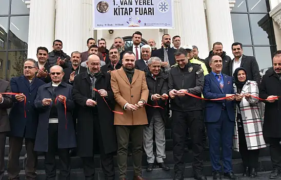 Van, yerli kitap fuarına kavuştu
