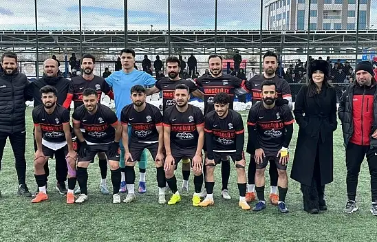 Vangölü FK 3-0 hükmen Galip