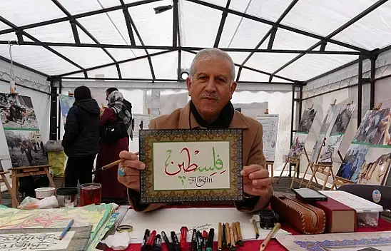 Vanlı hattat Filistin için yazdı