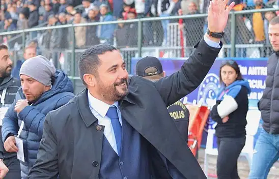 Vanspor Başkanı görevi bırakıyor mu?