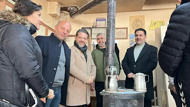 AK Parti İpekyolu Teşkilatından Yeni Marangozcular Sanayi Sitesi'ne Esnaf Ziyareti