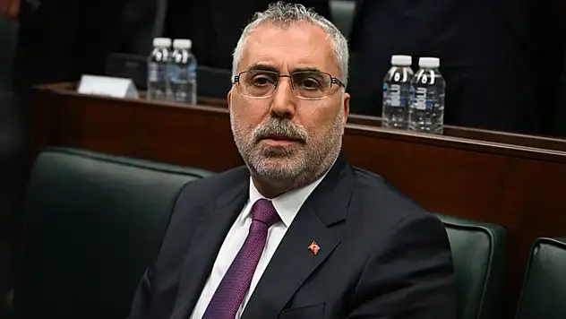 Bakan Işıkhan'dan asgari ücret mesajı