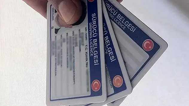 Büyük zam öncesi nüfus müdürlüğünde kuyruklar oluştu!