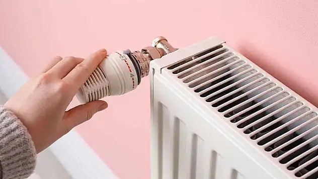 Doğalgaz ve elektriğe zam gelecek mi? Alparslan Bayraktar yanıtladı