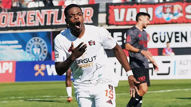 Ivan Cedric 11 golle zirveye göz kırptı