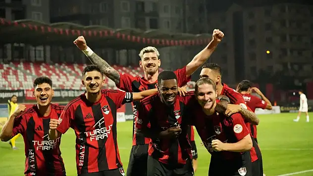 Ivan Cedric, Vanspor'u ipten aldı!