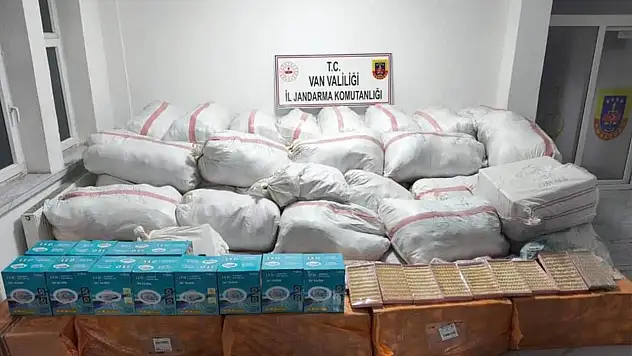 Van'da 4 buçuk milyon TL değerinde kaçak malzeme ele geçirildi