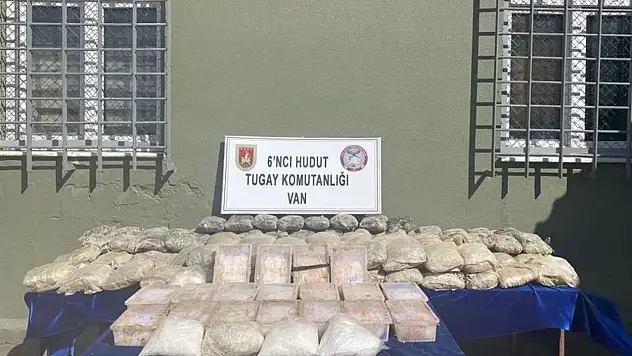 Van'da büyük operasyon! Yüklü miktarda uyuşturucu madde ele geçirildi