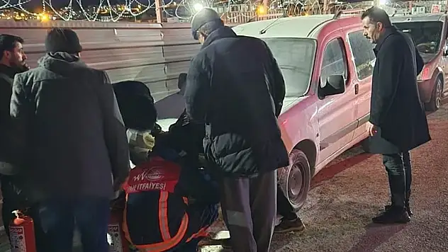 Van'da hastane otoparkında yangın!
