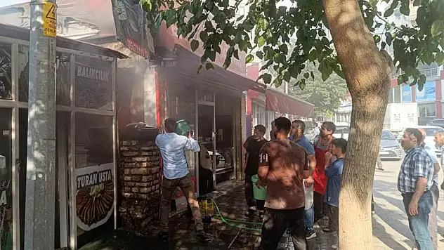 Van'da iş yerinde yangın paniği yaşandı