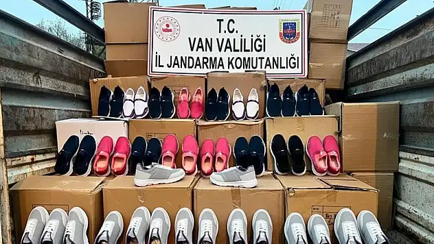 Van'da milyonluk kaçak malzeme ele geçirildi