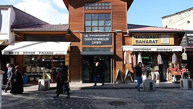 Van Peynirciler Çarşısında 37 iş yeri kiraya verilecek