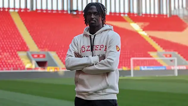 Vanspor, Aliou Traore ile 2 yıllık sözleşme imzaladı