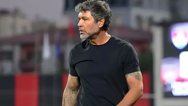 Vanspor Hakan Kutlu ile yolları ayırdı