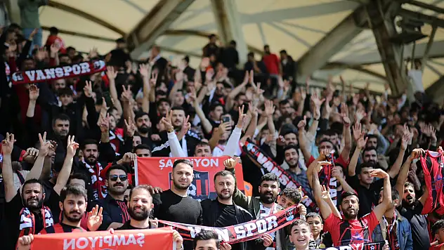 Vanspor taraftarları Kayseri'ye akın ediyor!