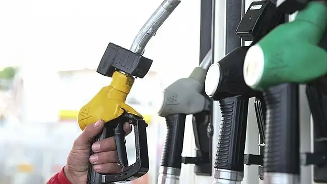 Benzine zam geliyor