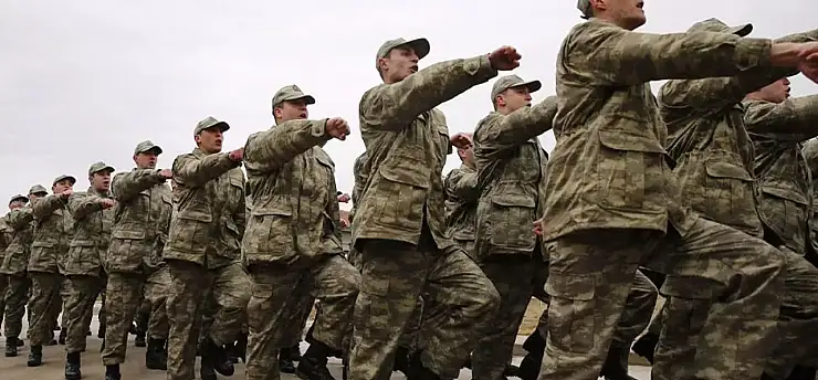 Bakan Güler duyurdu: Askerlikte devrim gibi yenilik