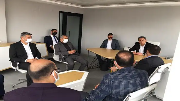 Sılehi Aşiret Reisi Atlı'dan 3 Bay Medya'ya Ziyaret