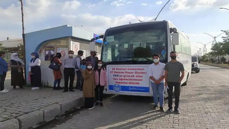 Çaldıran Belediyesinden sınava girecek öğrencilere servis hizmeti