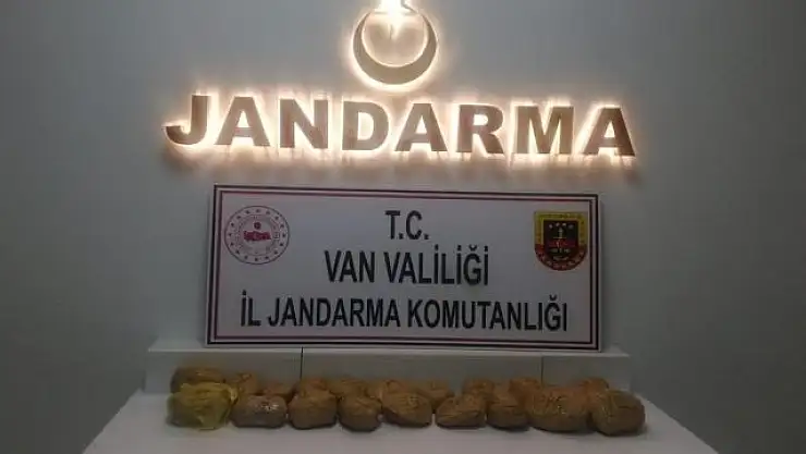 Van'da 4 kilogram skunk maddesi ele geçirildi