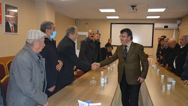 Van'da aşiret mensupları toplu olarak AK Parti'ye katıldı