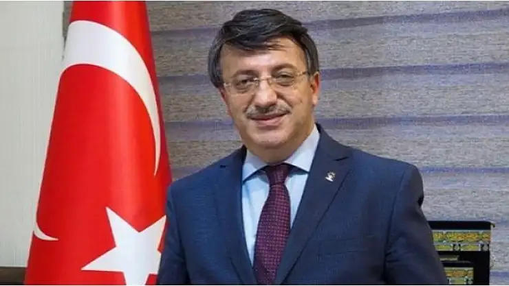 AK Parti Van İl Başkanı Türkmenoğlu görevinden ayrıldı