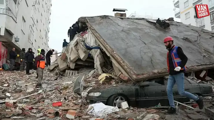 Uzmanlar uyardı: Van'da 6.5 şiddetinde deprem bekleniyor!