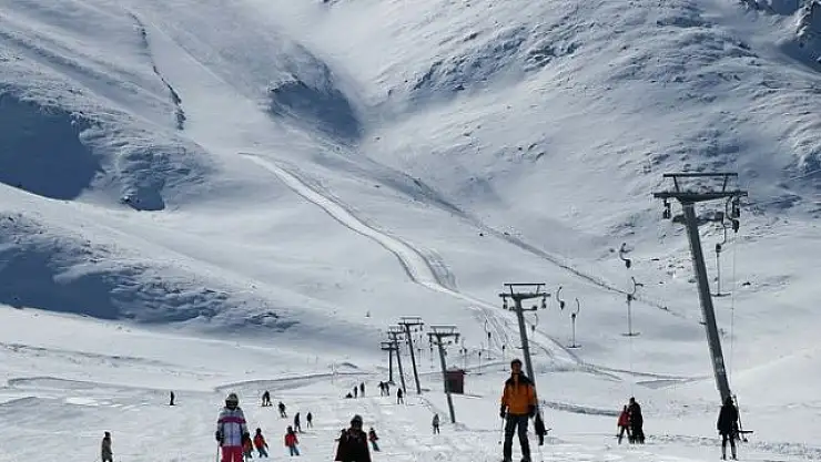 Van'da kayak sezonu başladı