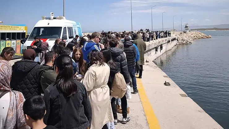 3. Badem Çiçeği Festivali'ne organizasyon eleştirileri