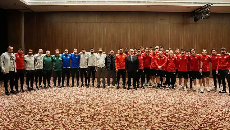 Ankara Büyükşehir Belediye Başkanı Mansur Yavaş'tan Vanspor'a ziyaret