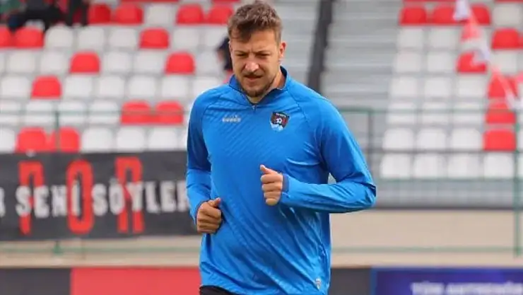 Eski futbolcu Batuhan'ın sözleri Van'da gündem oldu