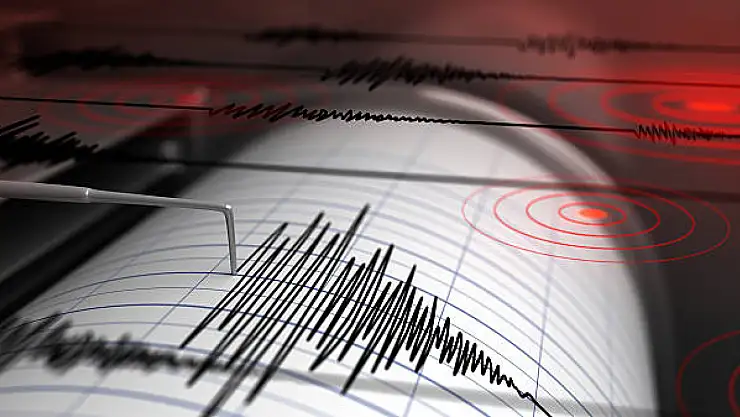 Hakkari'de 4.8 şiddetinde korkutan deprem!