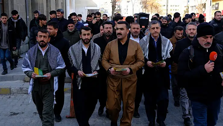 HÜDA PAR Van İl Başkanlığı 'Kürtçe Anadil Yürüyüşü' düzenledi