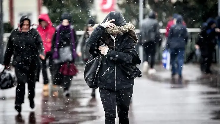 Kar bitti, Van'a yağmur geliyor: Meteoroloji tarih verdi!