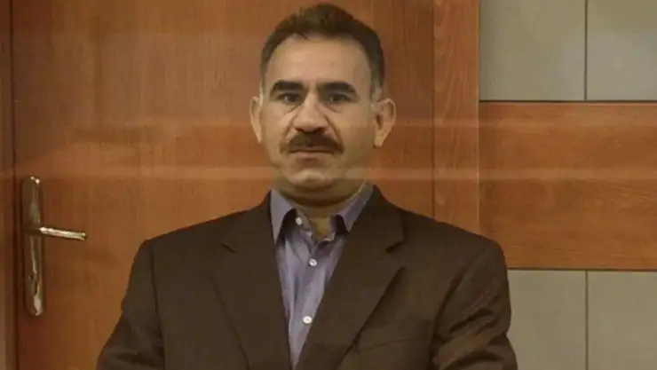 Öcalan'dan terör örgütüne mektup: 'Ben kurdum, ben dağıtıyorum!'