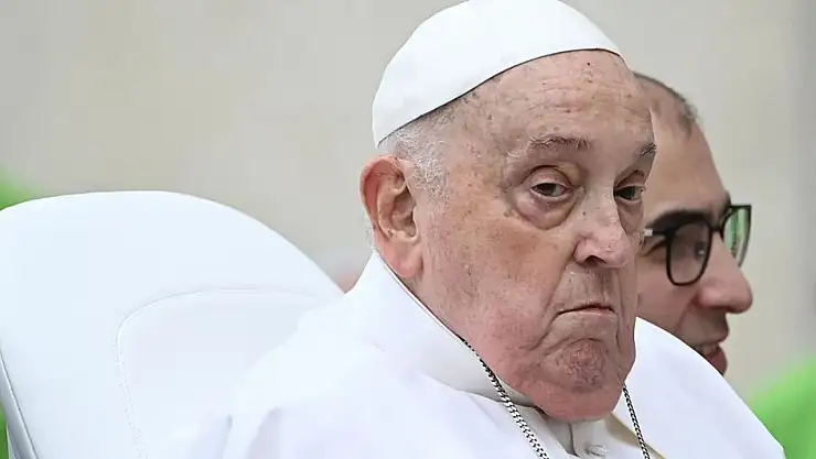 Papa Francis hayatını kaybetti