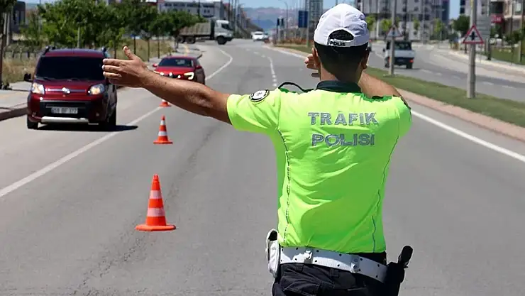 Trafik cezaları, MTV, emlak vergisi tek tek hesaplandı! İşte 2026 zam oranları