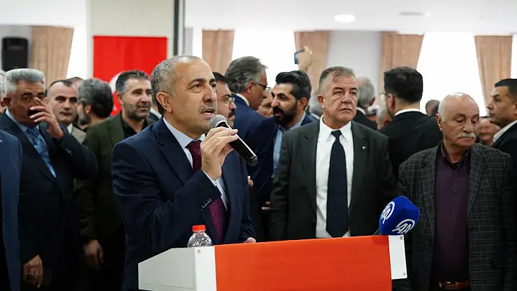 Van AK Parti'de bayramlaşma programı düzenlendi