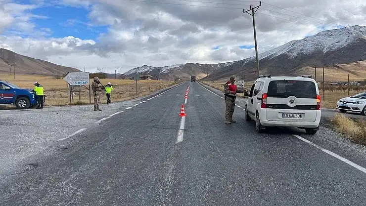Van'da çeşitli suçlardan aranan 75 Kişi yakalandı!