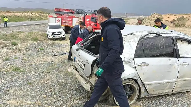 Van'da otomobil takla attı! 1 yaralı