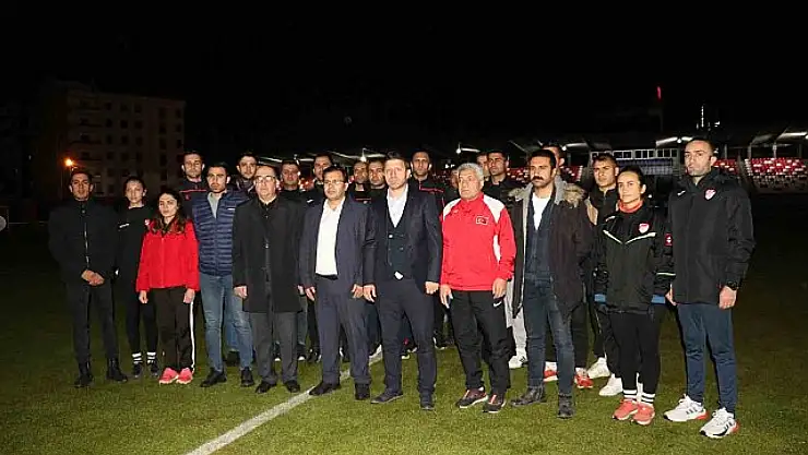 Van'daki hakemler, Halil Umut Meler'e yapılan saldırıyı kınadı