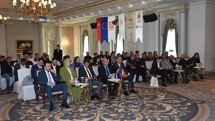 'Van Geleceğin Mesleklerini Kodluyor' Projesi tamamlandı