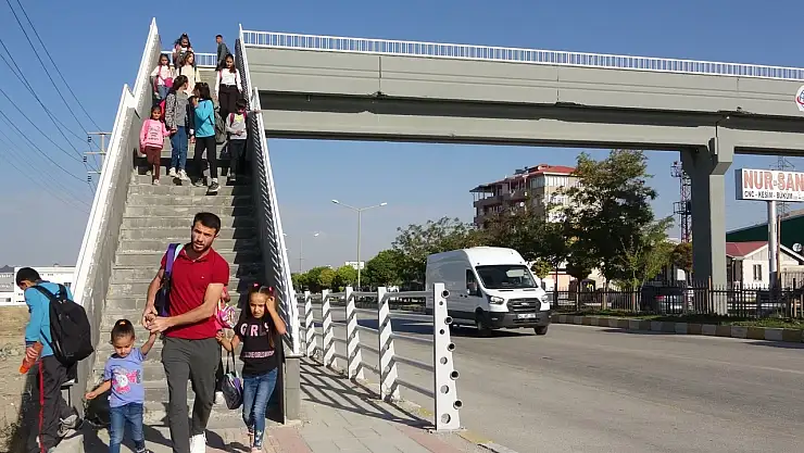 Van'ın o mahallesinde öğrenciler okul istiyor