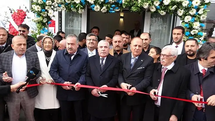 Van Tv yeniden yayına başladı