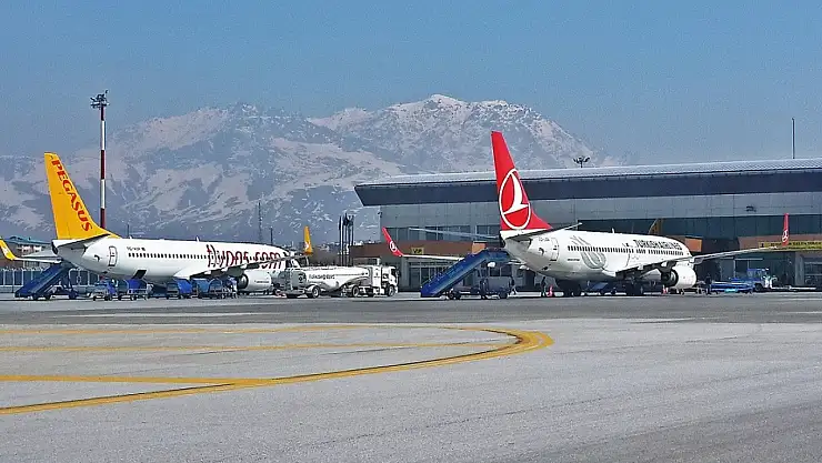 Vangölü Aktivistleri Derneği'nden havalimanı tepkisi!
