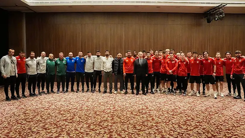 Ankara Büyükşehir Belediye Başkanı Mansur Yavaş'tan Vanspor'a ziyaret