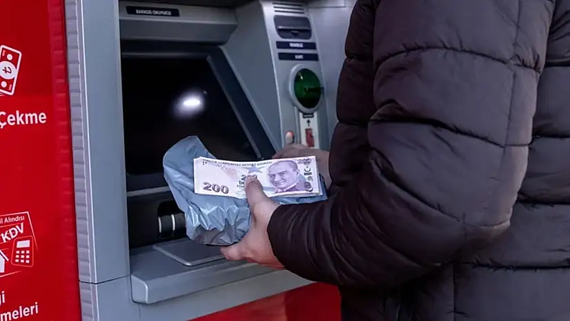 ATM'den para çekmede yeni dönem 1 Ocak'ta başlıyor!