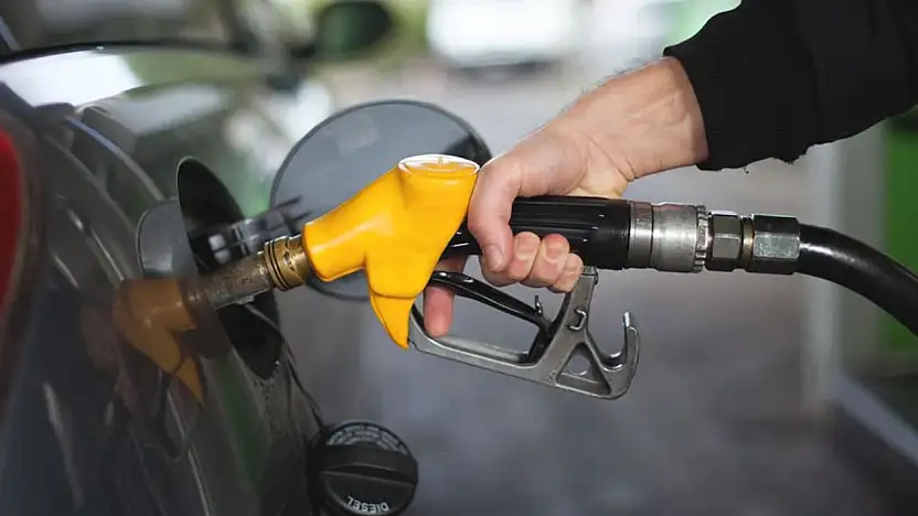 Akaryakıta anahtar bıraktıracak zam pompaya yansıdı!